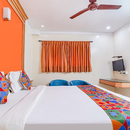 Fabhotel Ess Paradise - Nr Bus Stand Coimbatore Eksteriør bilde