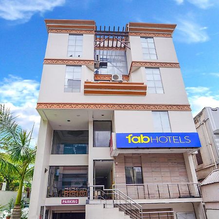 Fabhotel Ess Paradise - Nr Bus Stand Coimbatore Eksteriør bilde