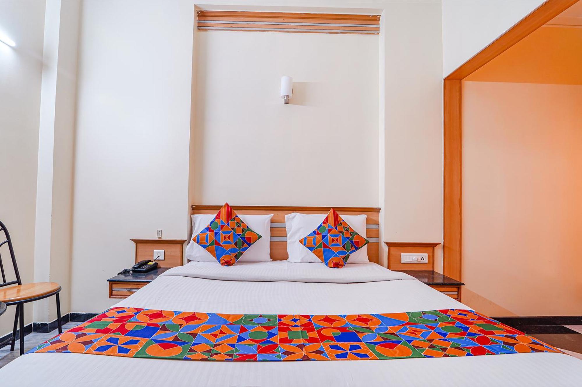 Fabhotel Ess Paradise - Nr Bus Stand Coimbatore Eksteriør bilde