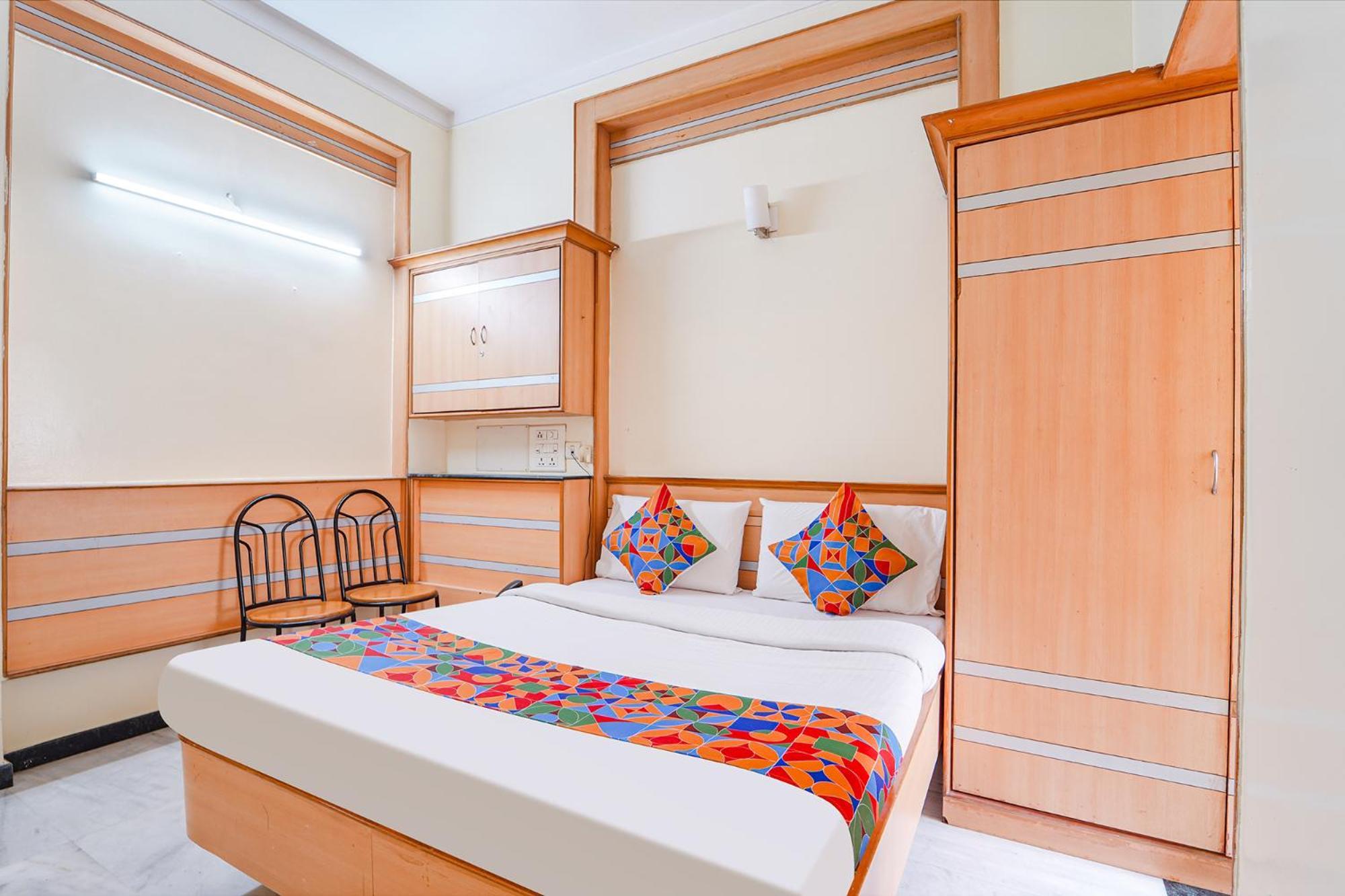 Fabhotel Ess Paradise - Nr Bus Stand Coimbatore Eksteriør bilde