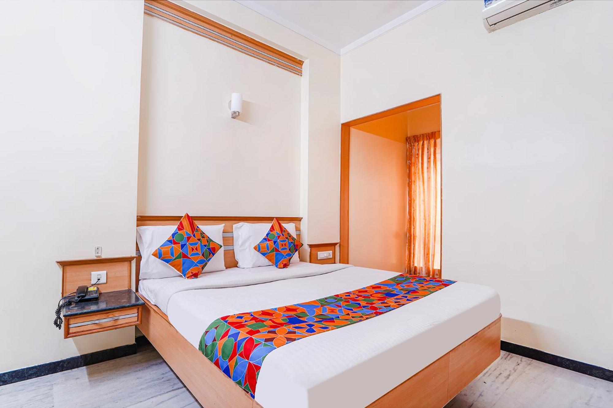 Fabhotel Ess Paradise - Nr Bus Stand Coimbatore Eksteriør bilde