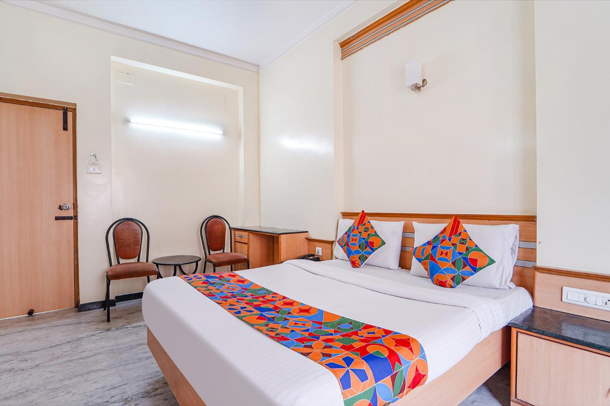 Fabhotel Ess Paradise - Nr Bus Stand Coimbatore Eksteriør bilde