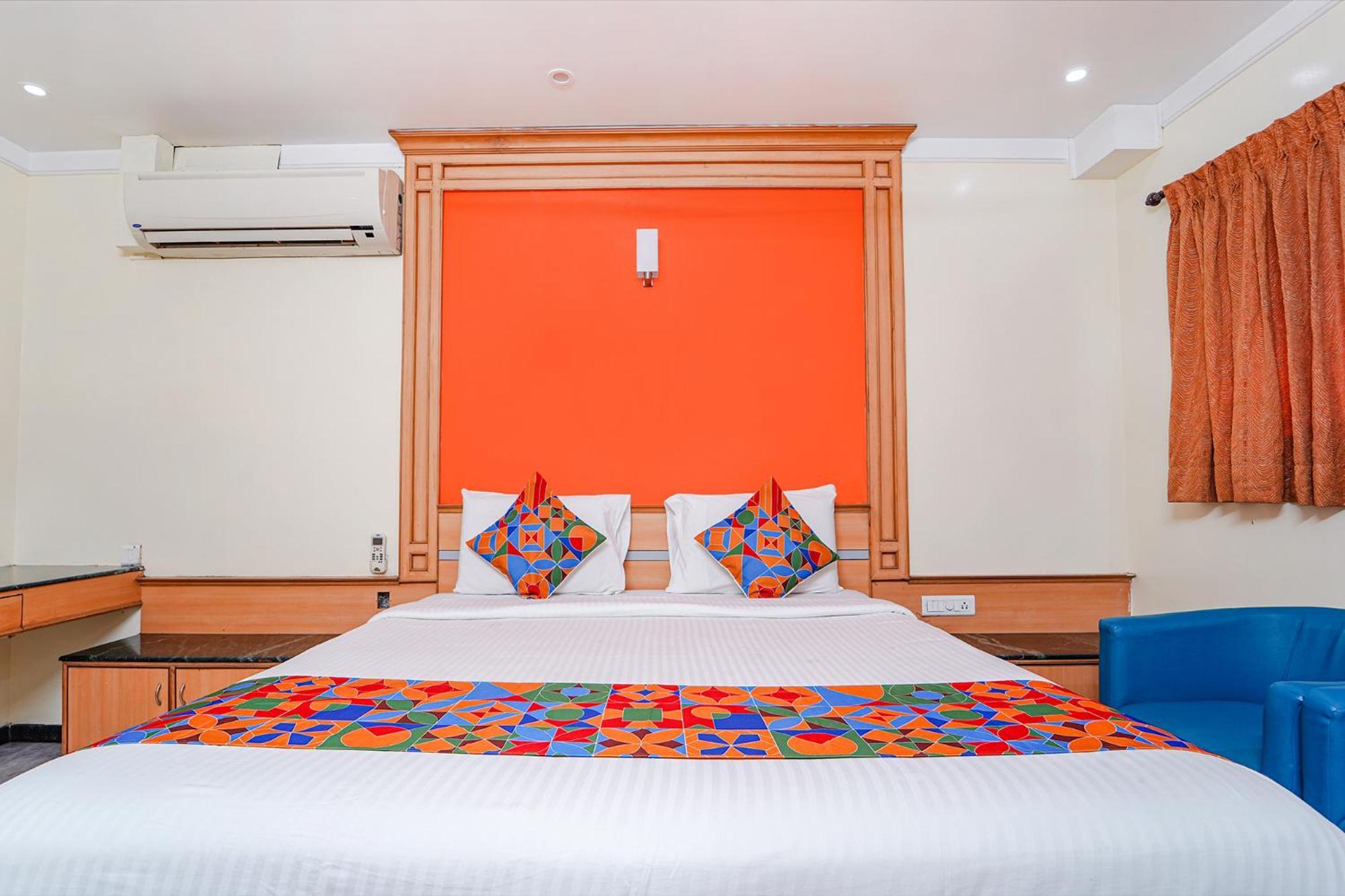 Fabhotel Ess Paradise - Nr Bus Stand Coimbatore Eksteriør bilde